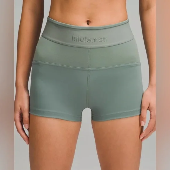 NWT Lululemon License to Train High-Rise Short 2