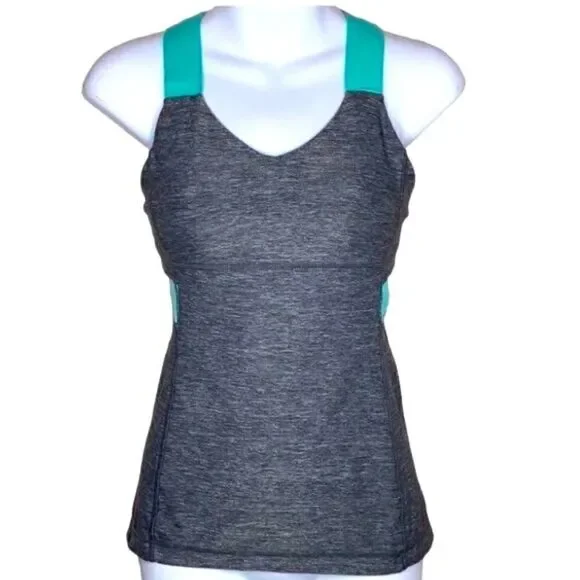 LuLulemon Woman’s Athletic Top With Bra Size 4