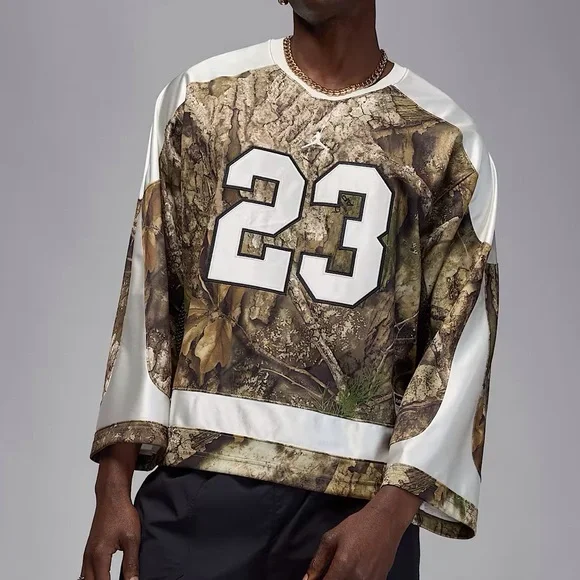 Jordan Boys Camo Jersey top Medium olive Size 12-13 years
