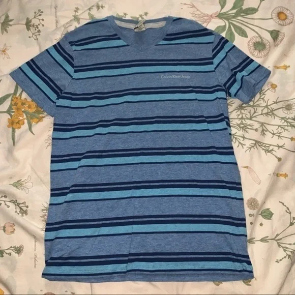 Calvin Klein boys top