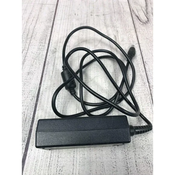 Genuine AC Adapter Charger for for Asus PA-1400-11 EXA0901XH 90-XB02OAPW00100Q