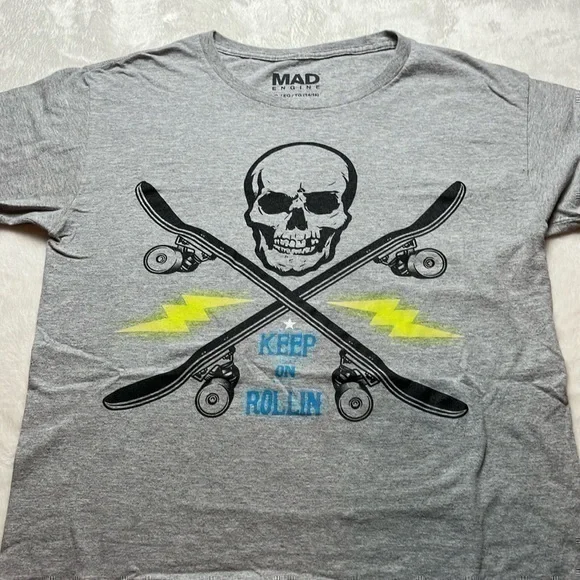Mad Engine Youth XL Gray Graphic Skull Skater Keep Rollin Short Sleeve T-Shirt