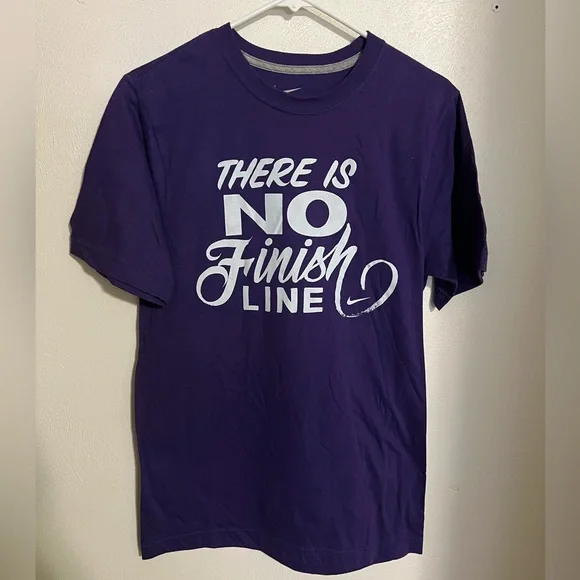 NIKE Classic Logo Short Sleeve Athletic‎ Cotton T Shirt Purple & White Boys Sz S