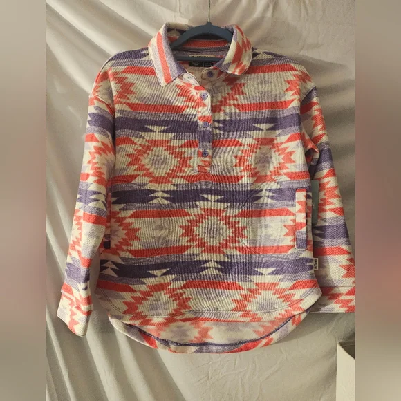Coral & Lavender Southwestern‎ PulloverMagellan Outdoors Junior Lg 12-14