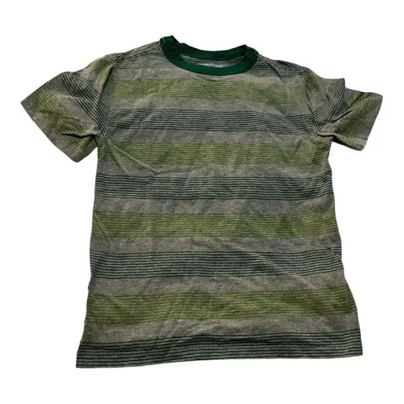 🌼🌼Cherokee boys green tee XS Preloved🌼🌼