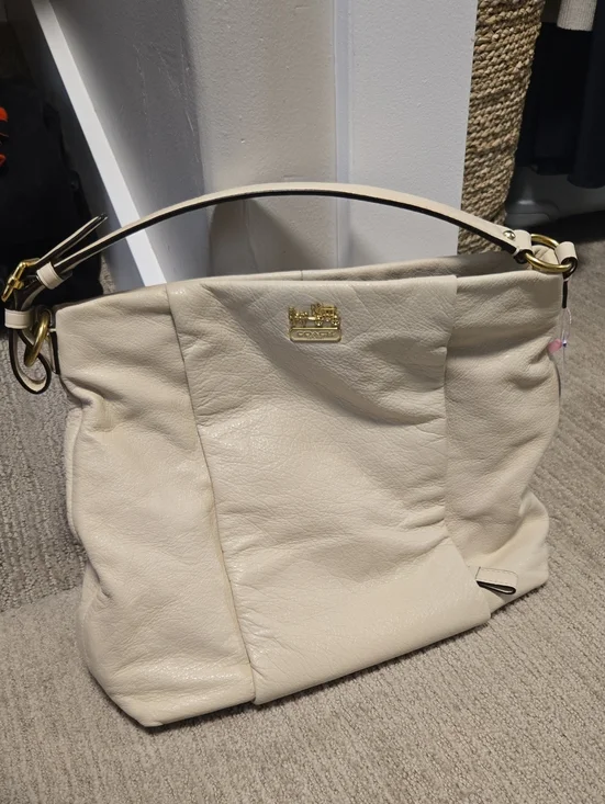 LIKE NEW! Vintage Coach Madison Isabelle Hobo-Ivory