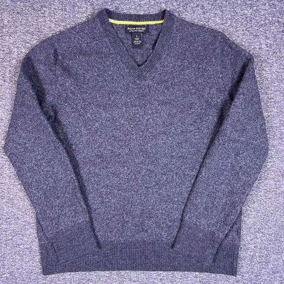 Banana Republic Extra Fine Merino Wool Sweater Boys L Gray School Uniform Winter