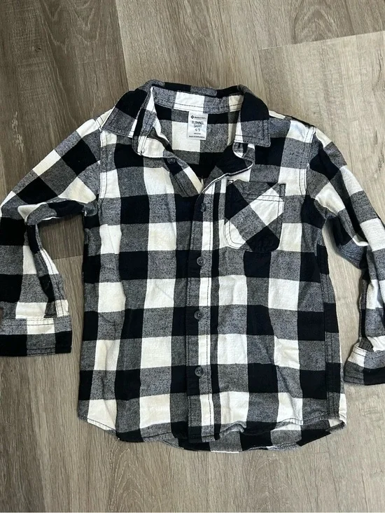 ❤️5 FOR $25❤️Flannel Plaid Button-Down Shirt for Kids Black & White size 4 - 5