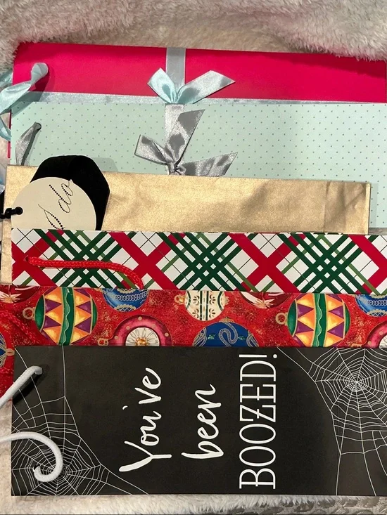 Wine Gift Bag Set - 6 Holiday & Gift Collection
