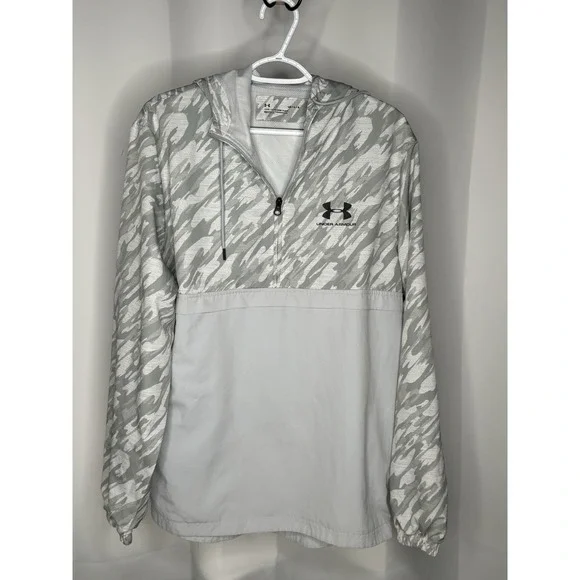 Under Armour Jacket Men's Large Quarter Zip Lightweight With Hood Half Gray Camo