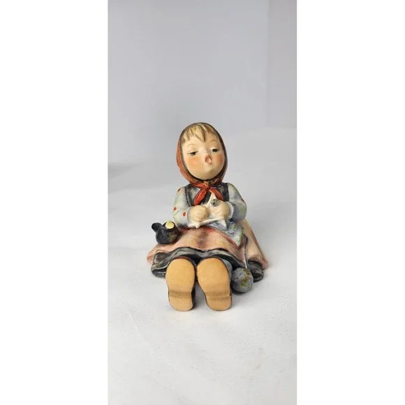 Vintage Goebel Hummel Happy Pastime #69 TMK-3 W. Germany Girl Bird Figurine