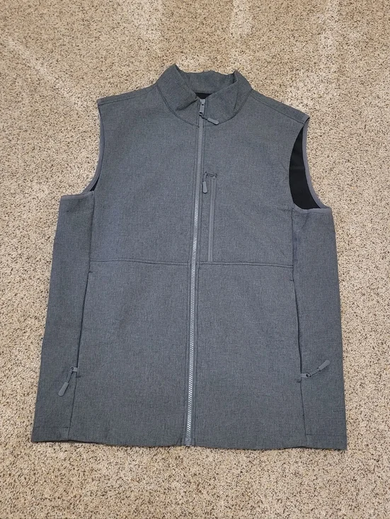 Quince Men's Gray Zip Front Vest Size Large