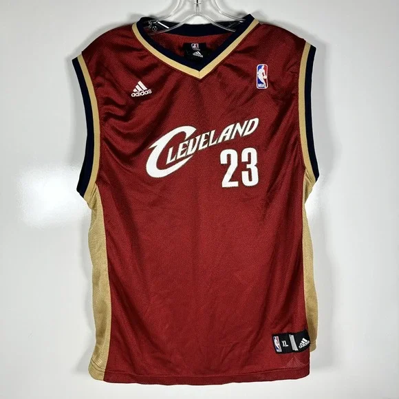 Adidas Cleveland Cavaliers Lebron James Jersey; Youth XL (18-20) #23 Red