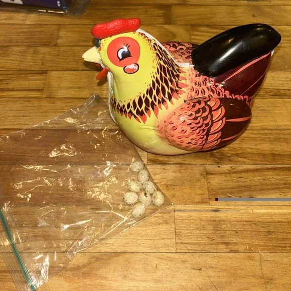 Vintage Tin Toy Hen Chicken Laying Eggs w/8 eggs