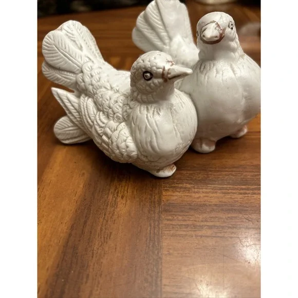 Vintage Big Love Birds Doves Bisque‎ Porcelain