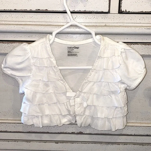 Baby Gap 6-12 months shortsleeve ruffle cropped cardigan top ivory white​