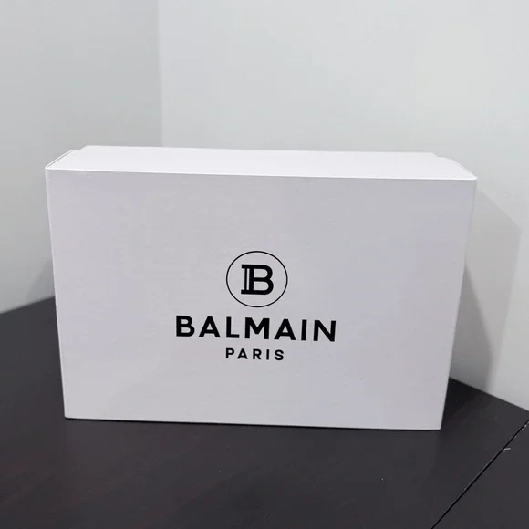 Balmain Classic White Gift Decor Box with Storage Bag and Two Envelopes