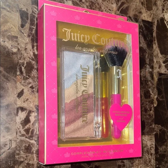 NWT, NIB Juicy Couture Highlighter Bronzer and Blush Set