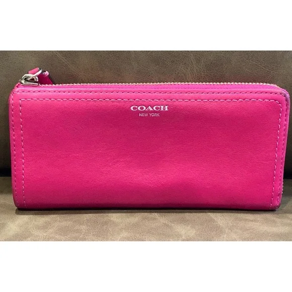 Coach Wallet Women's Fuchsia Legacy Leather Slim Zip Around Clutch Organizer
