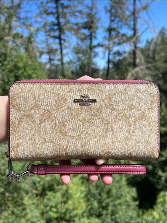 COACH Long Zip-Around Wallet Signature Canvas Detachable Wrist-strap AUTHENTIC