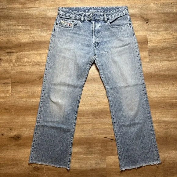 Diesel Rabox Jeans Men 33x28 Light Blue Straight Leg Distressed Made in Italy