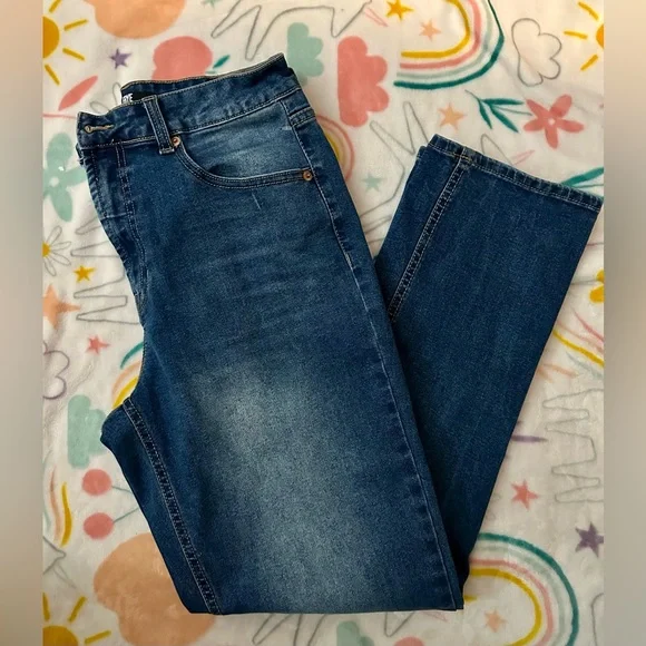 Frye Men's Classic Indigo Straight Jeans‎