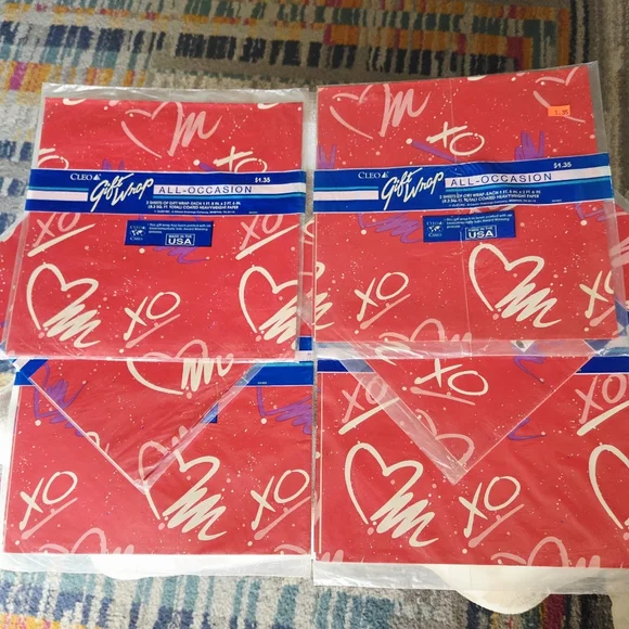Vintage Cleo 90s Gift Wrap Hearts XO Valentines 6 Packs