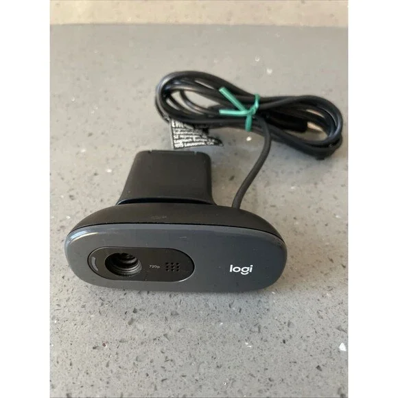 Logitech HD Webcam 720p Logi V-U0018 Built In Microphone USB Camera Black