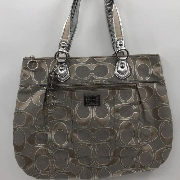 EUC Coach Poppy w/Clear Hangtag