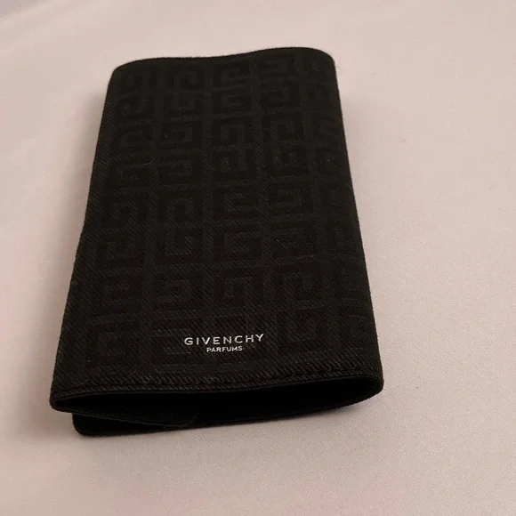 Givenchy Black Brush Set Roll New