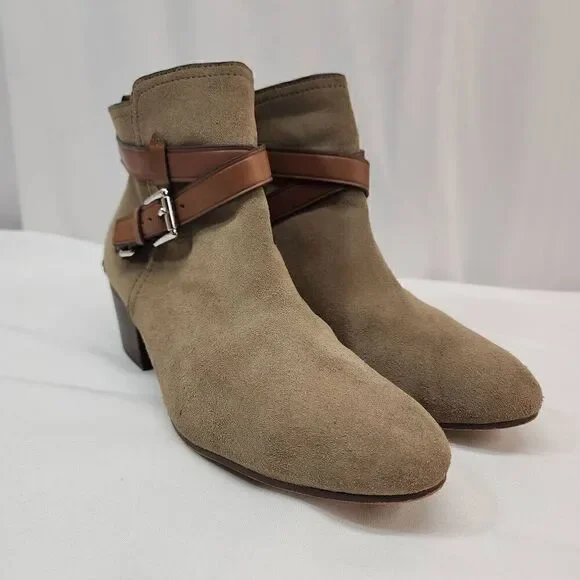 COACH Size 9.5 Pauline Women's Leather Signature Fashion Ankle Bootie Brown B