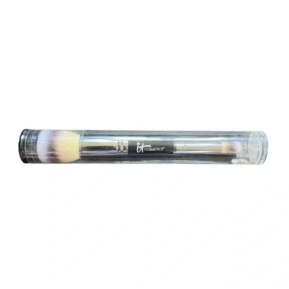 New it Cosmetics Heavenly Luxe No. 7 2 in 1 Foundation & Concealer Brush