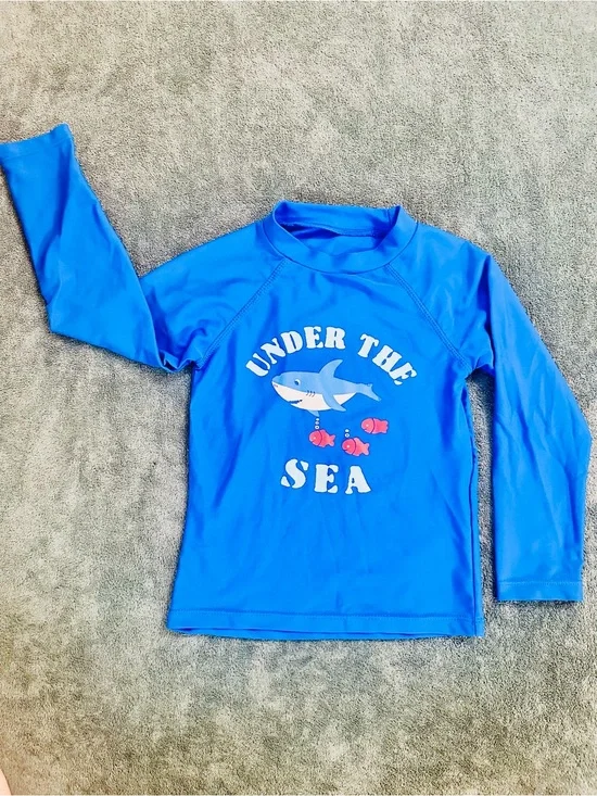 Estamico Blue Shark Rash Guard Boys 5T Long Sleeve Swim Shirt UPF