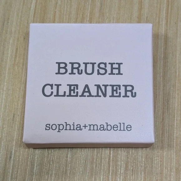 Sophia &‎ Mabelle Makeup Brush Cleaner Pad New in Box