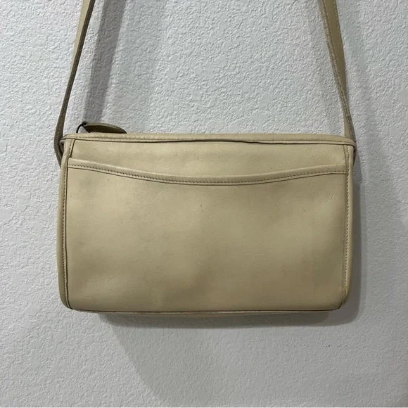 Coach Biege Leather Taylor Shoulder Bag
