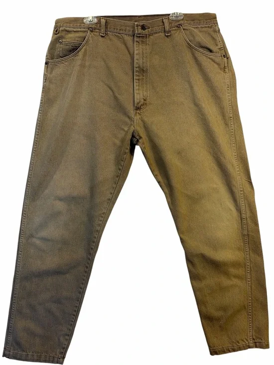 Vintage Wrangler Rugged Wear Tan Straight-Leg Jeans. Size 42 / 34