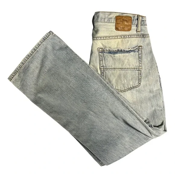 Aeropostale Benton Original Boot Jeans Mens 33x34 Light Wash Distressed Blue