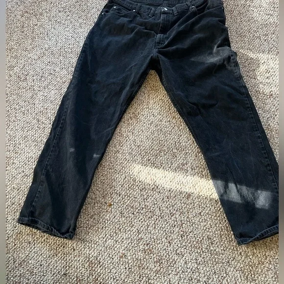 46x30 Black Men’s Wrangler jeans.  Great condition.