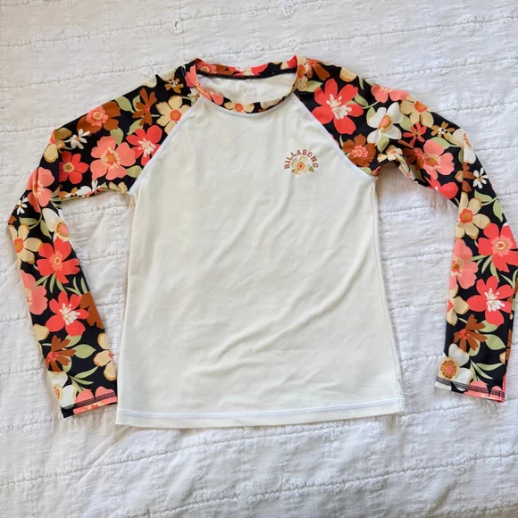 Billabong | Girls' Wildflower Long Sleeve Rashguard | Multicolor • Size: 14/ XS