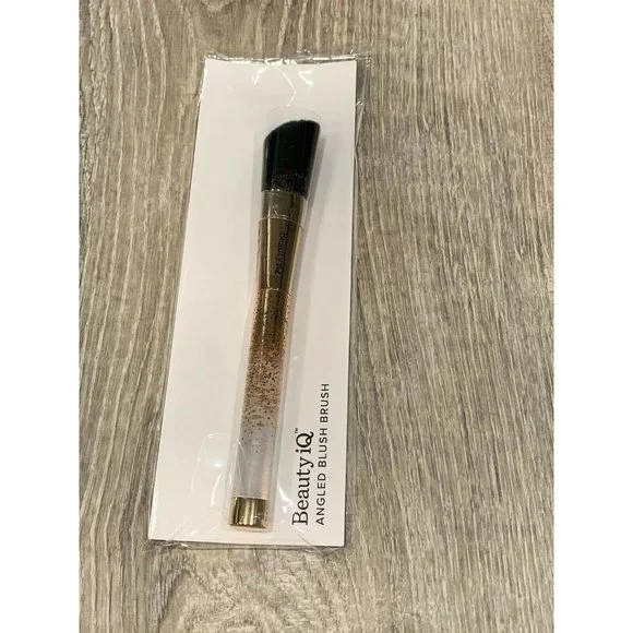 New Beauty IQ Makeup Brush Angled Blush B40