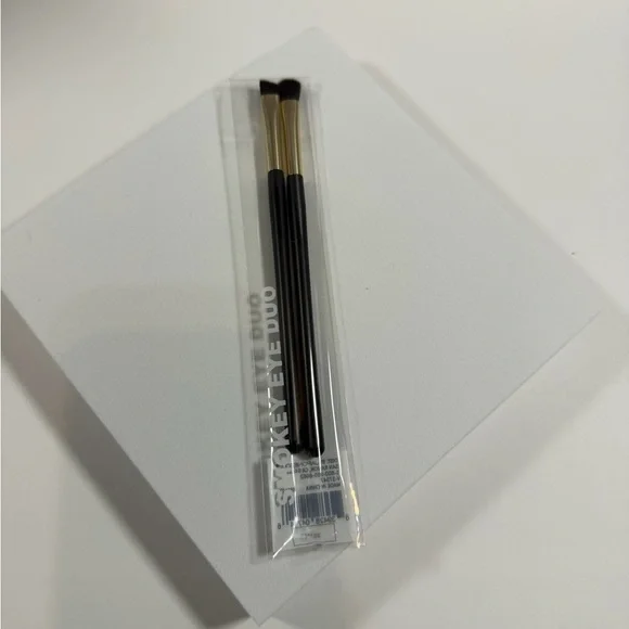 🩷5/$10🩷 Smokey Eye Duo Brush Set