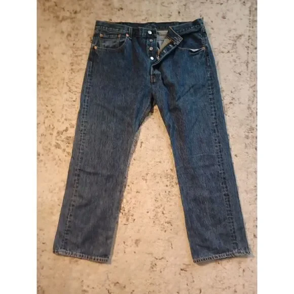 Levi's 501 Button Fly Light Acid Wash Straight Leg Denim 38 29