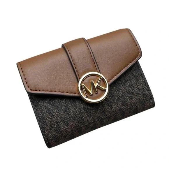 MICHAEL KORS CARMEN MEDIUM LOGO AND FAUX LEATHER WALLET BROWN