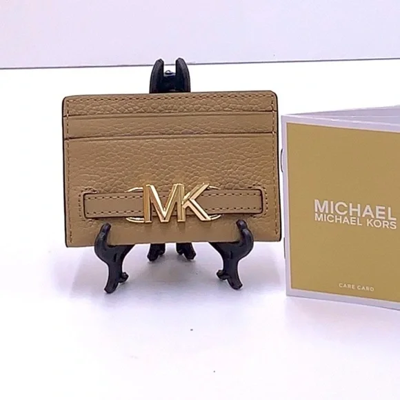 MICHAEL KORS Reed Large Pebbled Leather Card Holder Case Wallet COLOR: CAMEL