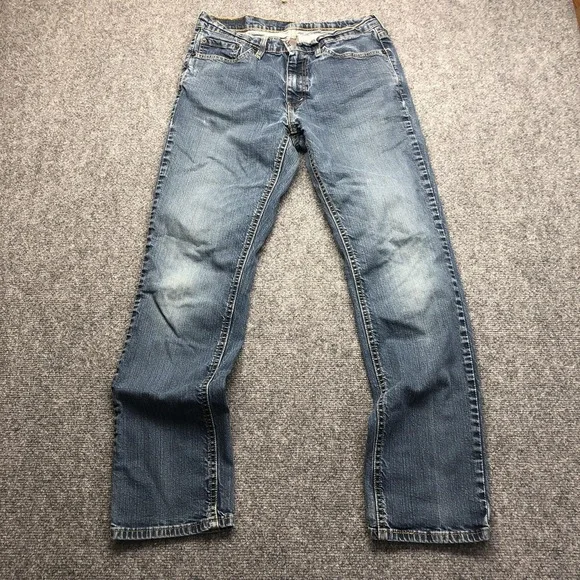 Levis Jeans Mens 32x32 Blue Medium Wash Relaxed Straight Denim Zip Fly Pants
