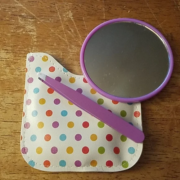 Lavender Polka Purple Mirror, Tweezers in Case 3
