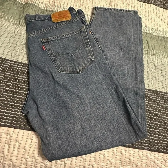 Levis 550 Relaxed Fit Jeans Mens 36x32 Medium Wash Blue Cotton Denim 550-0216