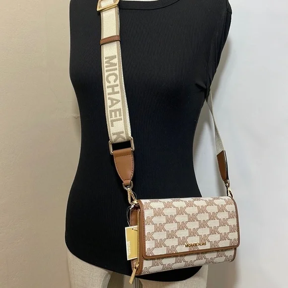 Michael Kors large zip around wallet crossbody Jet set Item