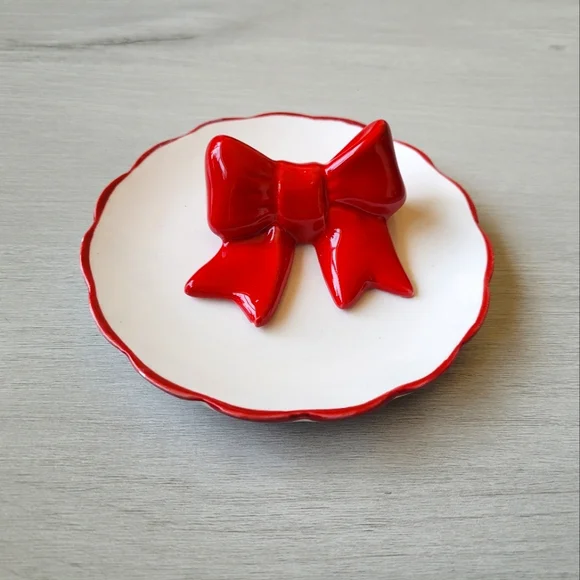Bow Ring Tray