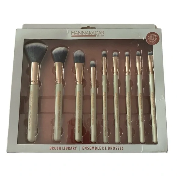 #103-NWT-MANNAKADOR BEAUTY BRUSH LIBRARY